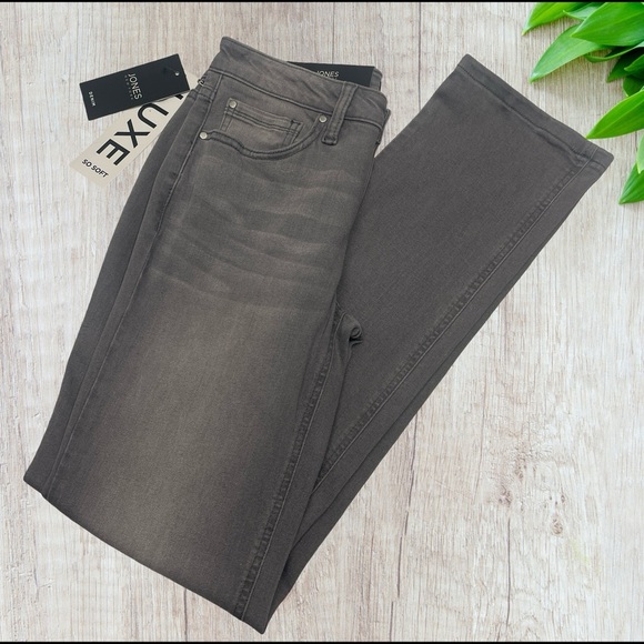 Jones NY Luxe Women's Gray Straight Jeans size 2 NWT - Picture 3 of 8
